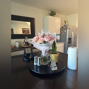 Meet your Posher, Imelda